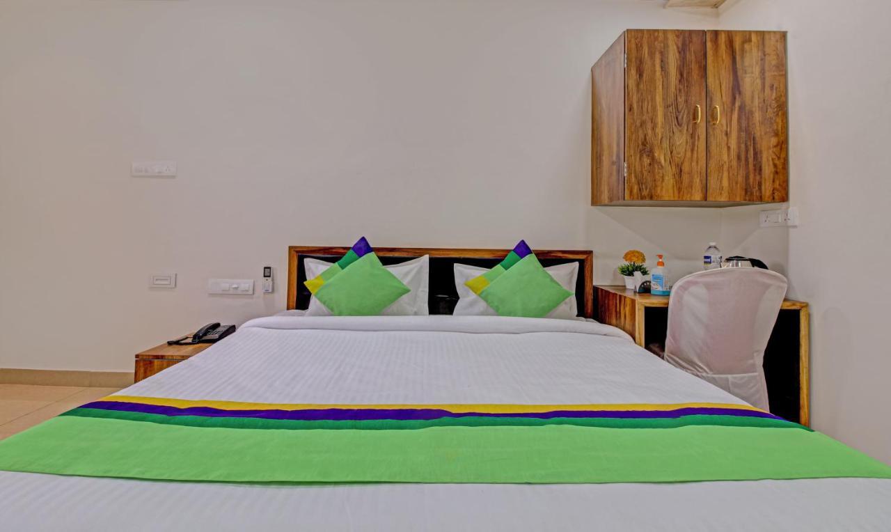 Sai Samrat Resort Satara Ngoại thất bức ảnh